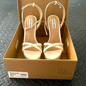 Steve Madden Mariana White Patent Heel Sandle Size 8.5 Like New Worn Once In Box
